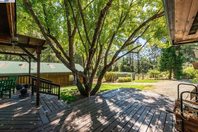 4481 Rush Creek Rd, Lewiston, CA 96052