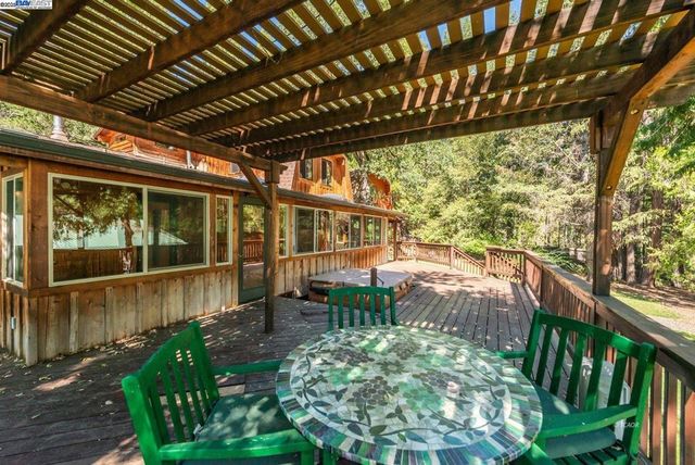 4481 Rush Creek Rd, Lewiston, CA 96052