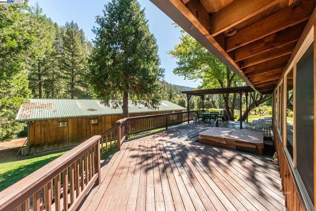 4481 Rush Creek Rd, Lewiston, CA 96052