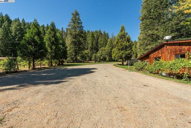 4481 Rush Creek Rd, Lewiston, CA 96052