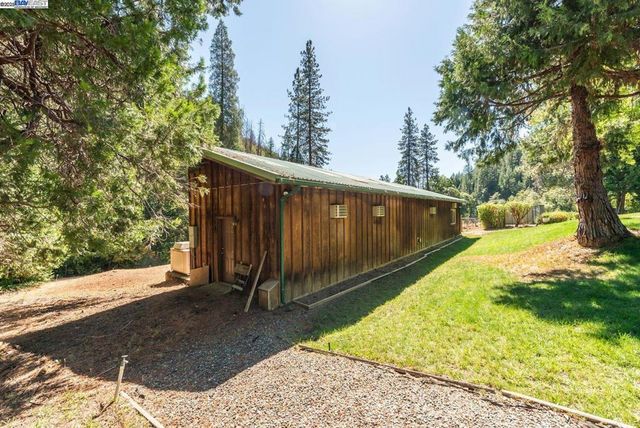 4481 Rush Creek Rd, Lewiston, CA 96052