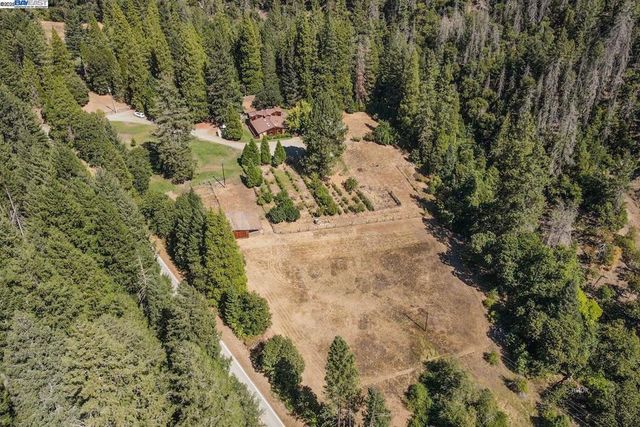 4481 Rush Creek Rd, Lewiston, CA 96052