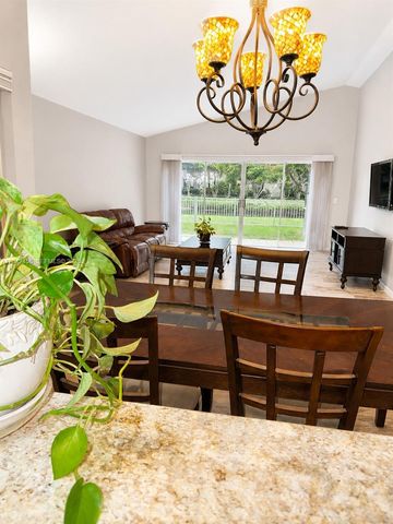 10750 NW 10th Street, Plantation, FL 33322