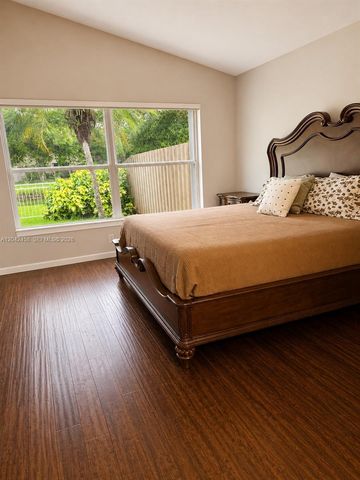 10750 NW 10th Street, Plantation, FL 33322