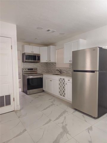 2472 17TH AVENUE S, St Petersburg, FL 33712