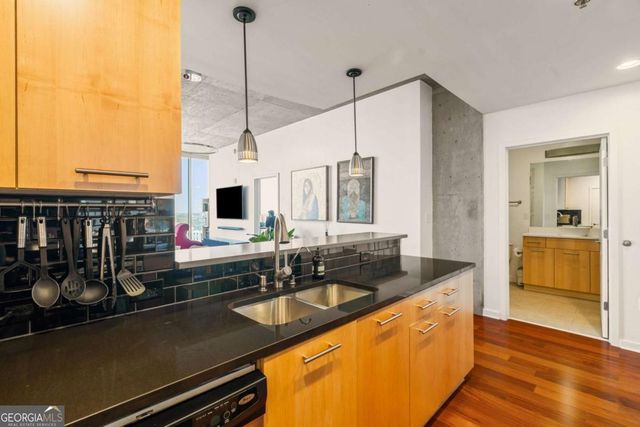 3324 Peachtree Road NE 2705, Atlanta, GA 30326