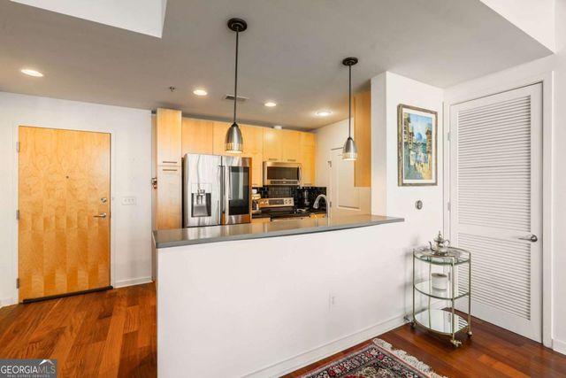 3324 Peachtree Road NE 2705, Atlanta, GA 30326