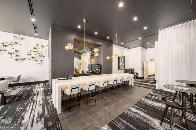 3324 Peachtree Road NE 2705, Atlanta, GA 30326