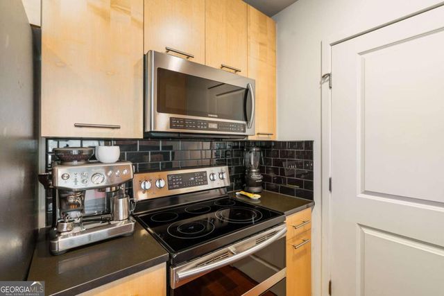 3324 Peachtree Road NE 2705, Atlanta, GA 30326