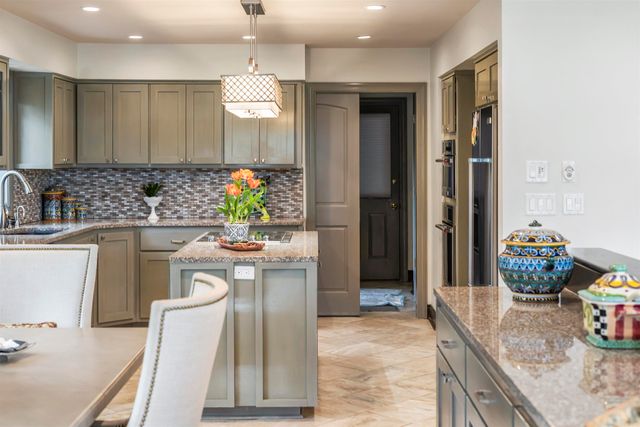 3 Levantino Lane, Hot Springs Village, AR 71909