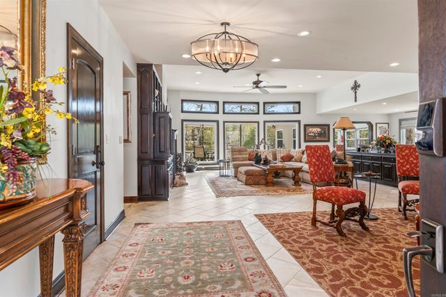 3 Levantino Lane, Hot Springs Village, AR 71909