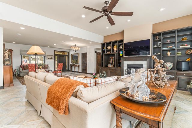 3 Levantino Lane, Hot Springs Village, AR 71909