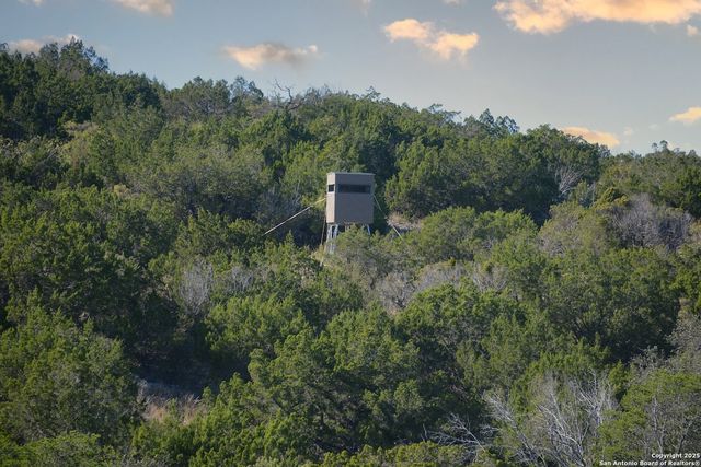 97 SD 45690, Rocksprings, TX 78880