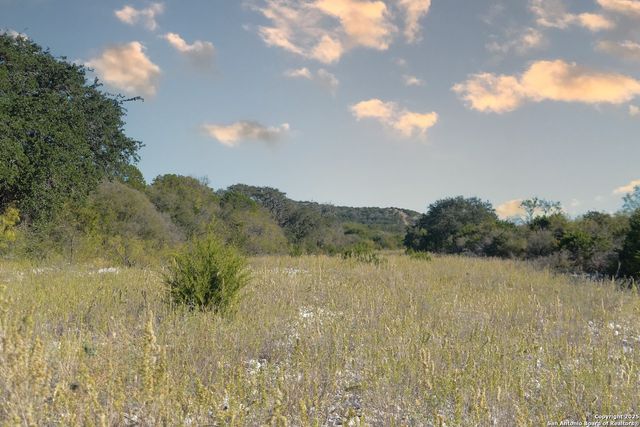 97 SD 45690, Rocksprings, TX 78880