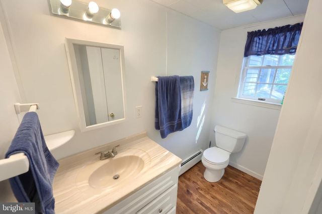 25 JOHN EDWARD DR, Littlestown, PA 17340