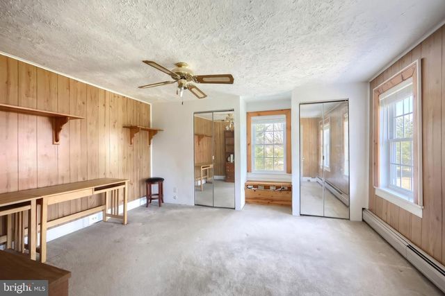 25 JOHN EDWARD DR, Littlestown, PA 17340