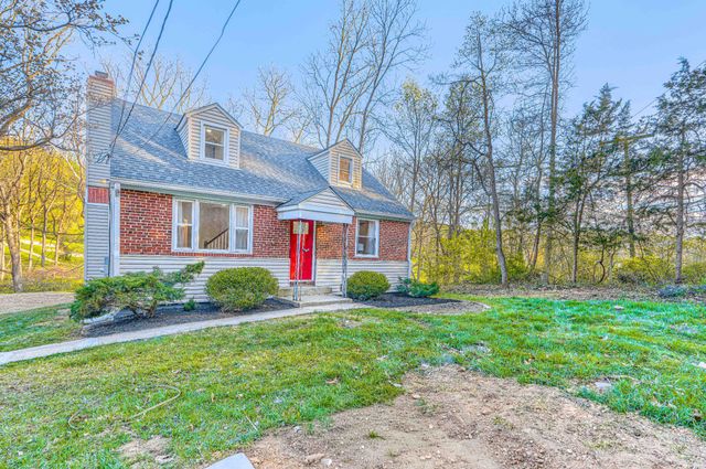 2345 PAPER MILL RD, Phoenix, MD 21131