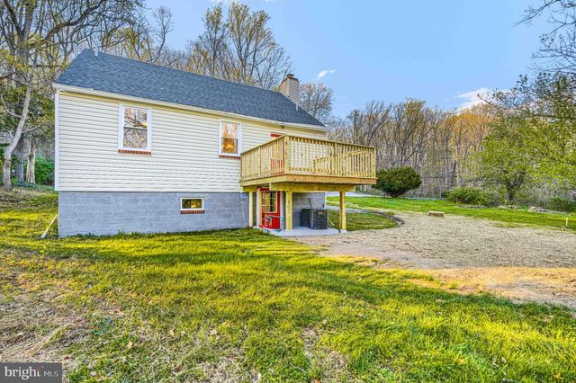 2345 PAPER MILL RD, Phoenix, MD 21131