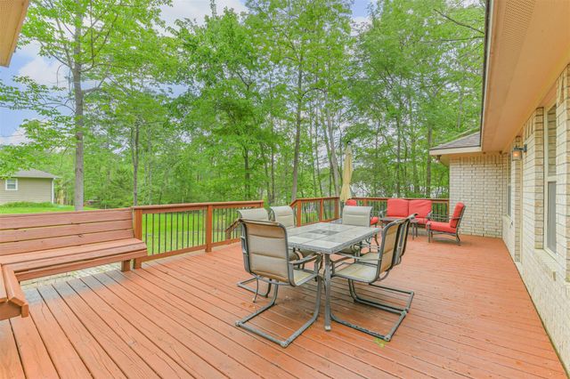 10 Twinstone Court, Coldspring, TX 77331