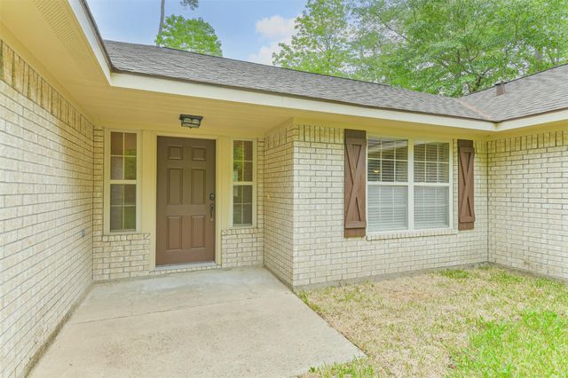 10 Twinstone Court, Coldspring, TX 77331