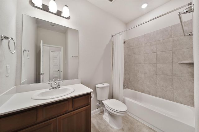 7080 Silverleaf Oak Street, Conroe, TX 77304