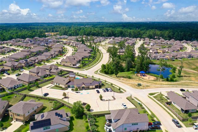 7080 Silverleaf Oak Street, Conroe, TX 77304