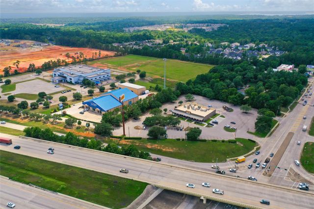 7080 Silverleaf Oak Street, Conroe, TX 77304