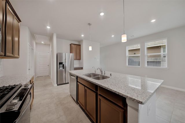 7080 Silverleaf Oak Street, Conroe, TX 77304