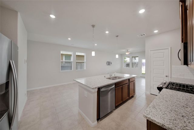 7080 Silverleaf Oak Street, Conroe, TX 77304