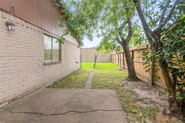 20035 Dawn Mist Drive, Humble, TX 77346