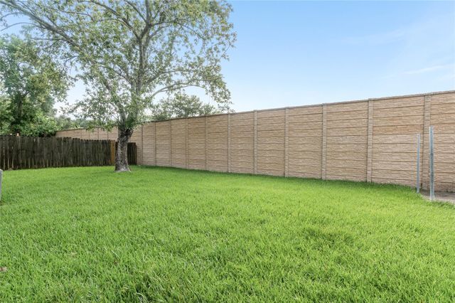 20035 Dawn Mist Drive, Humble, TX 77346