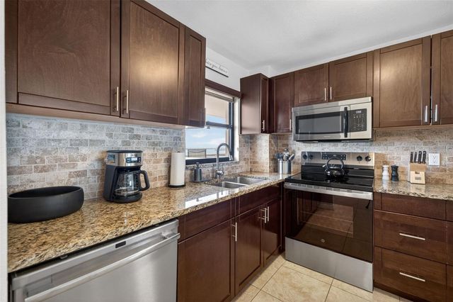 1270 GULF BOULEVARD 1007, Clearwater Beach, FL 33767