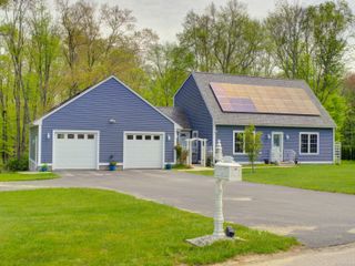 11 Stone House Drive, Plainfield, CT 06354