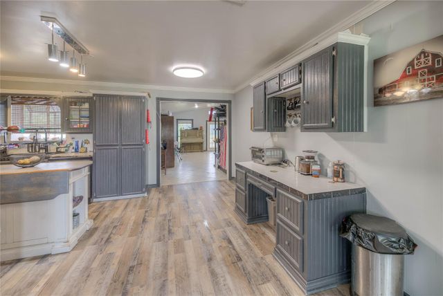 6982 S State Highway 94, Trinity, TX 75862