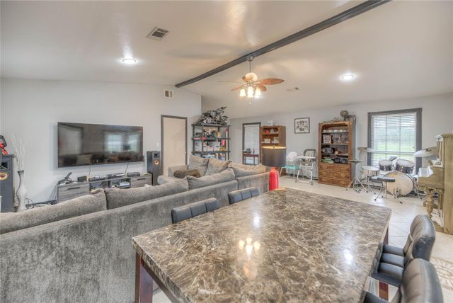 6982 S State Highway 94, Trinity, TX 75862