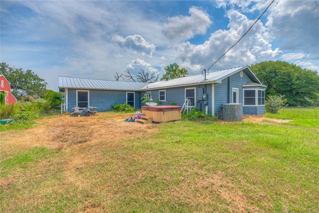 6982 S State Highway 94, Trinity, TX 75862