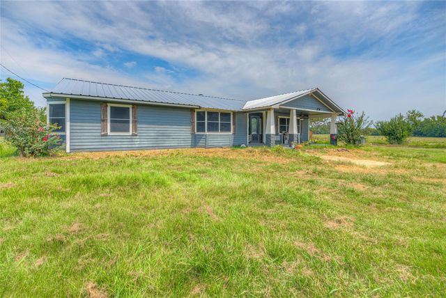 6982 S State Highway 94, Trinity, TX 75862