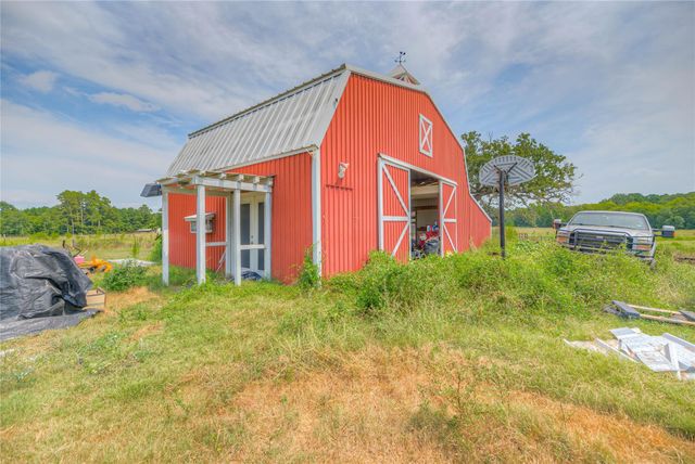 6982 S State Highway 94, Trinity, TX 75862