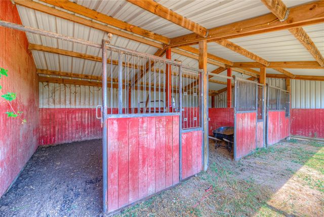 6982 S State Highway 94, Trinity, TX 75862