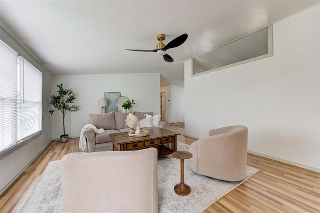 2501 Kelly Road, Guthrie, OK 73044