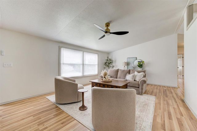 2501 Kelly Road, Guthrie, OK 73044