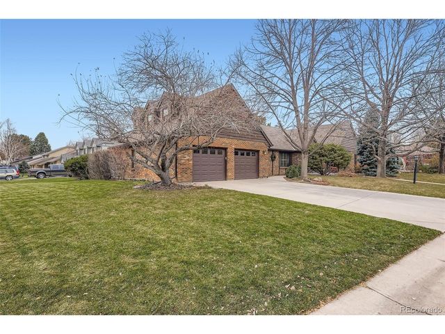 4 Spyglass Dr, Littleton, CO 80123