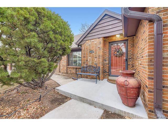 4 Spyglass Dr, Littleton, CO 80123