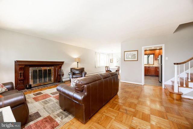 111 BROOKSIDE RD, Newtown Square, PA 19073