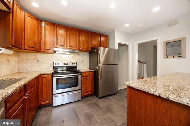 111 BROOKSIDE RD, Newtown Square, PA 19073