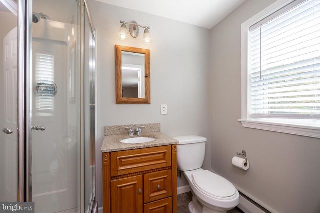 111 BROOKSIDE RD, Newtown Square, PA 19073