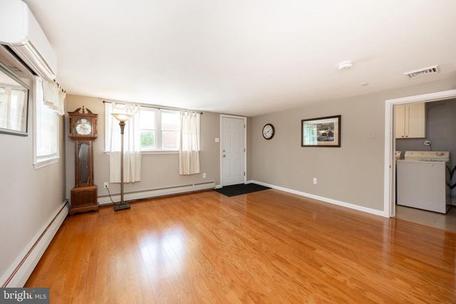 111 BROOKSIDE RD, Newtown Square, PA 19073