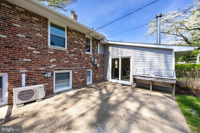 111 BROOKSIDE RD, Newtown Square, PA 19073