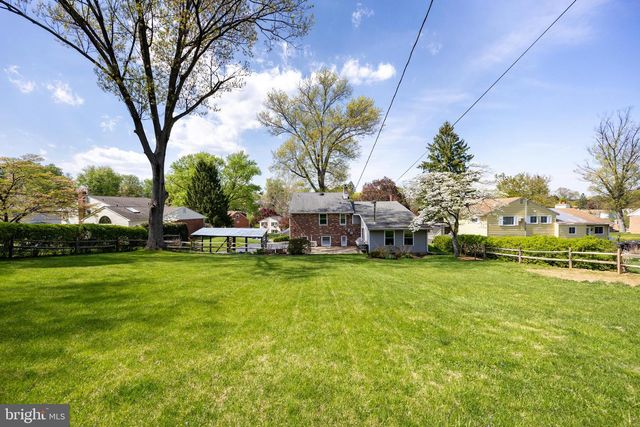 111 BROOKSIDE RD, Newtown Square, PA 19073