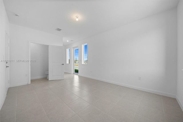 715 SE 15th St ., Homestead, FL 33034